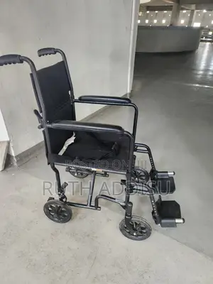 Foldable Medical Wheelchair者或wheelchair老闆wheelchair Wheels Wheelchair