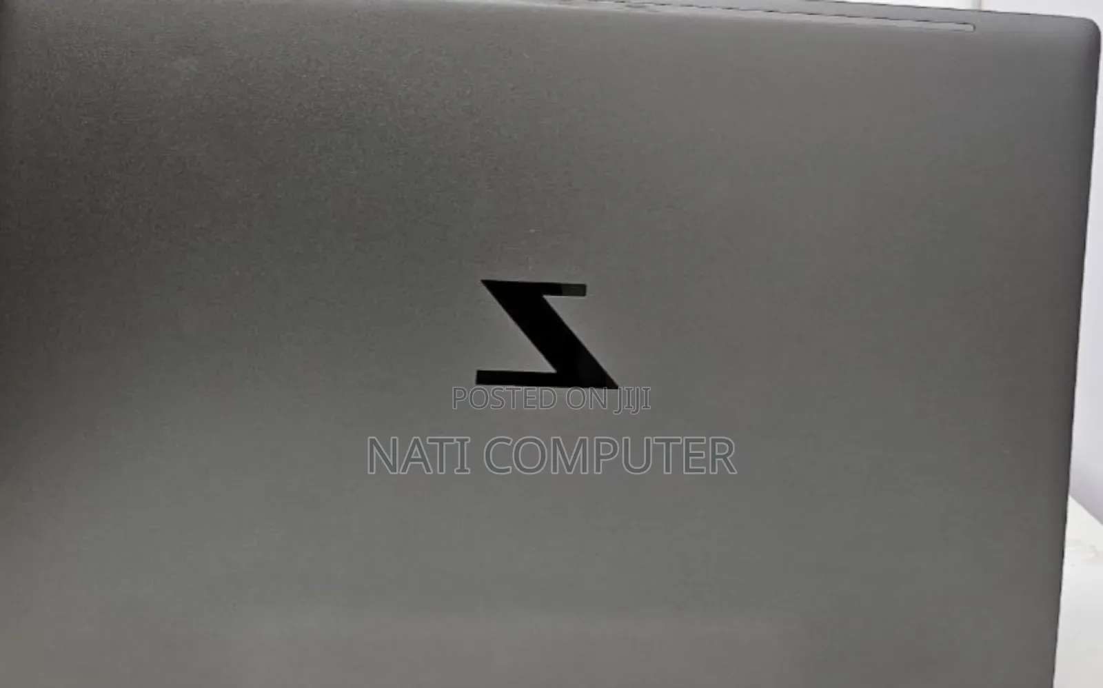 New Laptop HP ZBook Firefly G8 32GB Intel Core I7 SSD 1T