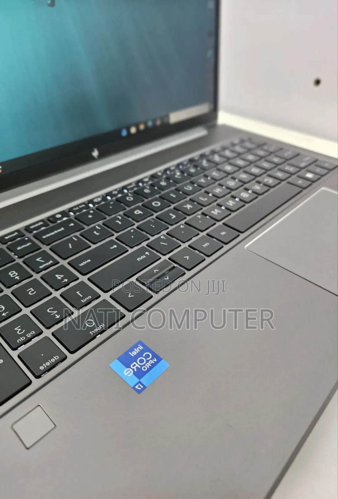 New Laptop HP ZBook Firefly G8 32GB Intel Core I7 SSD 1T