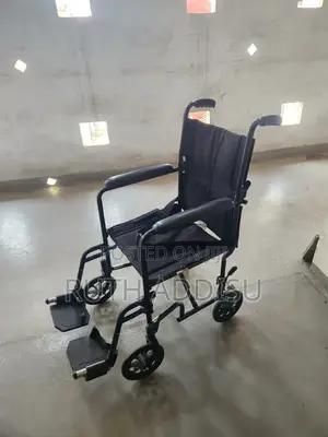 Photo - Wheelchair奔波foldable Wheelchair麻雀four Mini Wheels Wheelchair Medical