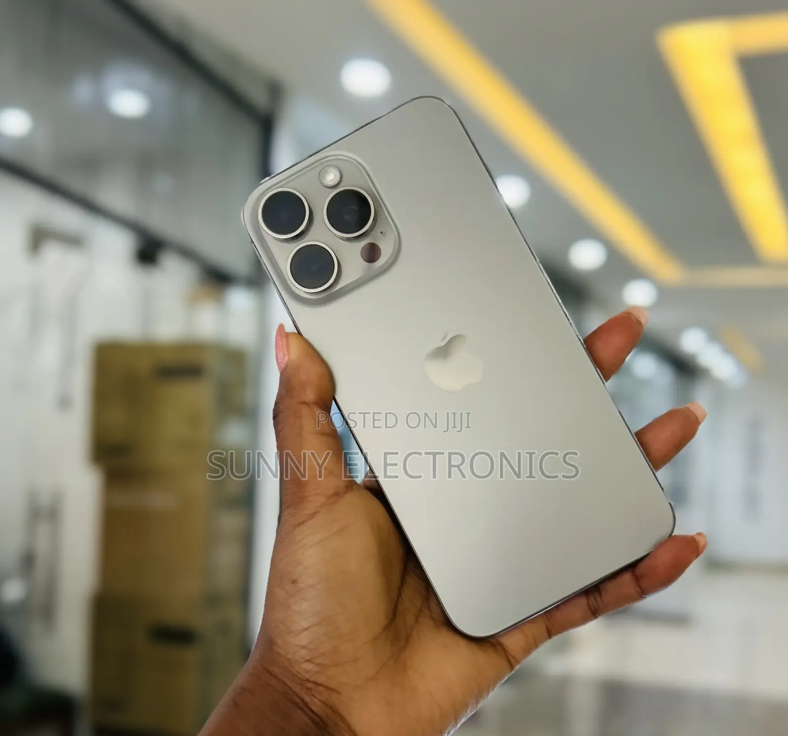 New Apple iPhone 15 Pro Max 256 GB