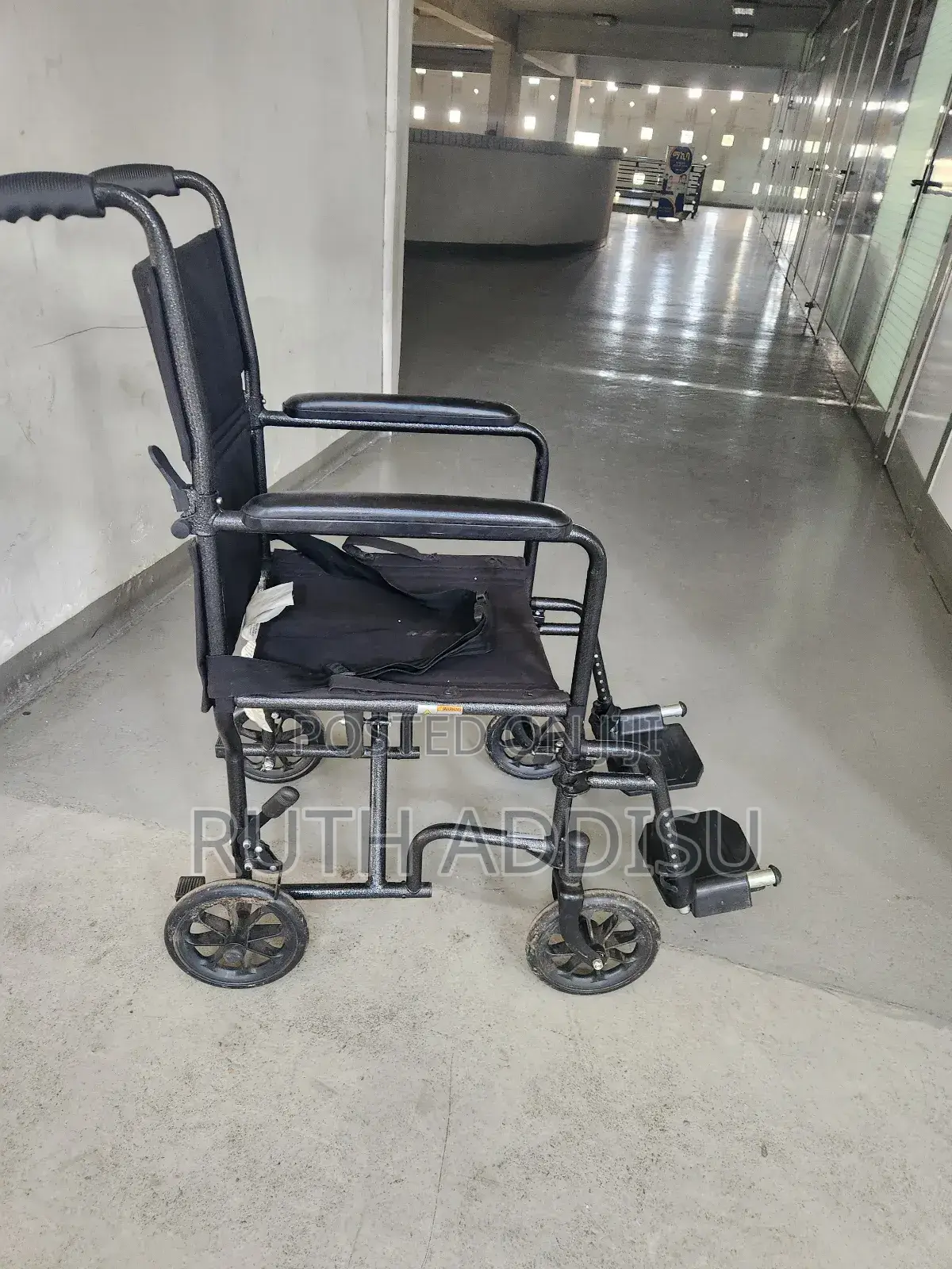 Foldable Wheelchair轟出brand New Medical Wheelchair蝨弓wheelchair Medical