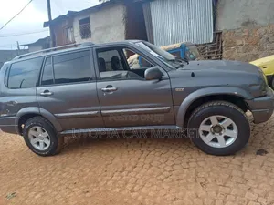 Suzuki XL-7 2002 Gray