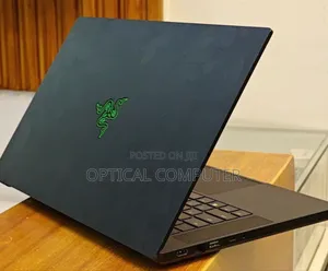 New Laptop Razer Blade 16GB Intel Core I7 SSD 512GB