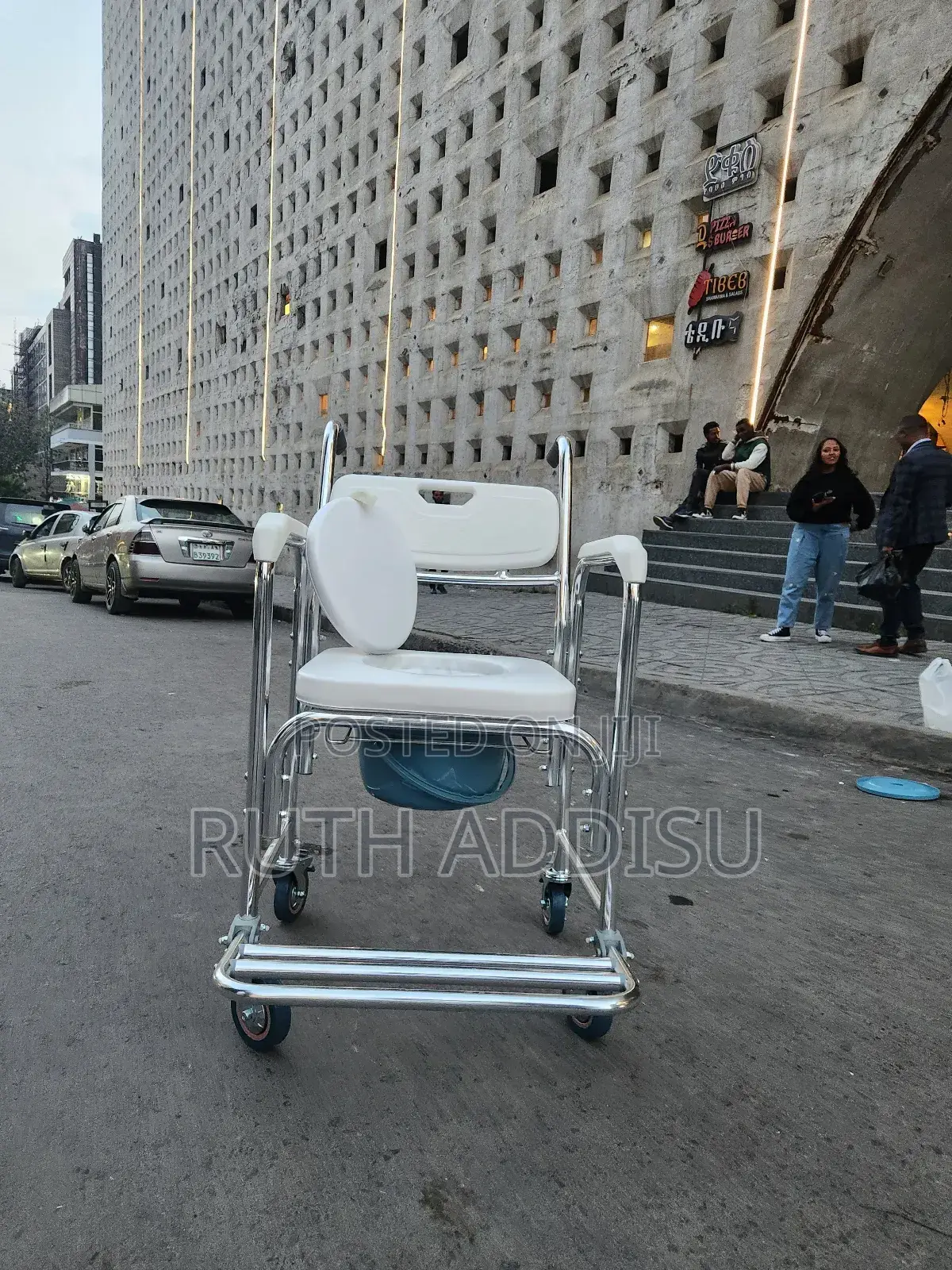Commode Wheelchair蝨我wheelchair鳵近wheelchair較大wheelchair夾帶wheelchair New