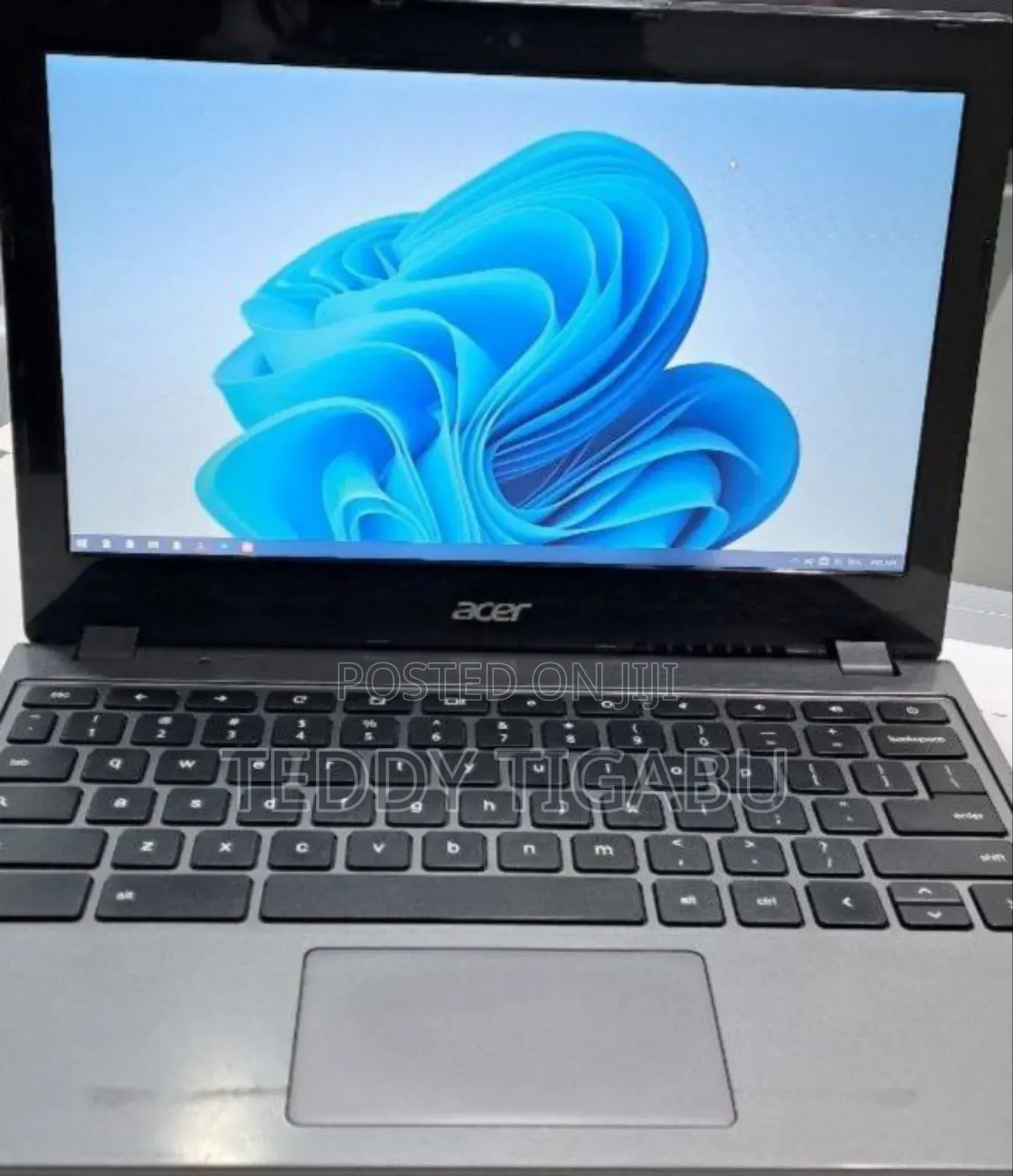 New Laptop Acer 4GB Intel SSD 128GB