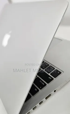 New Laptop Apple MacBook Pro 2014 8GB Intel Core I5 SSD 128GB