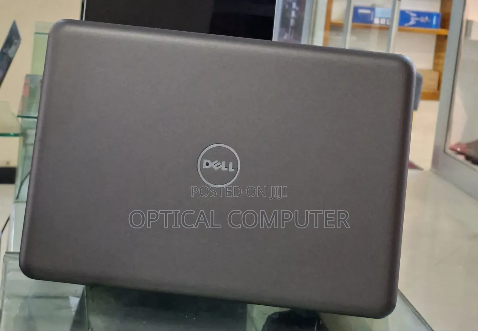 New Laptop Dell Latitude 3380 8GB Intel Core I5 SSD 256GB