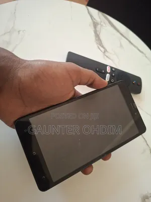 New RCA Q2 16 GB Black