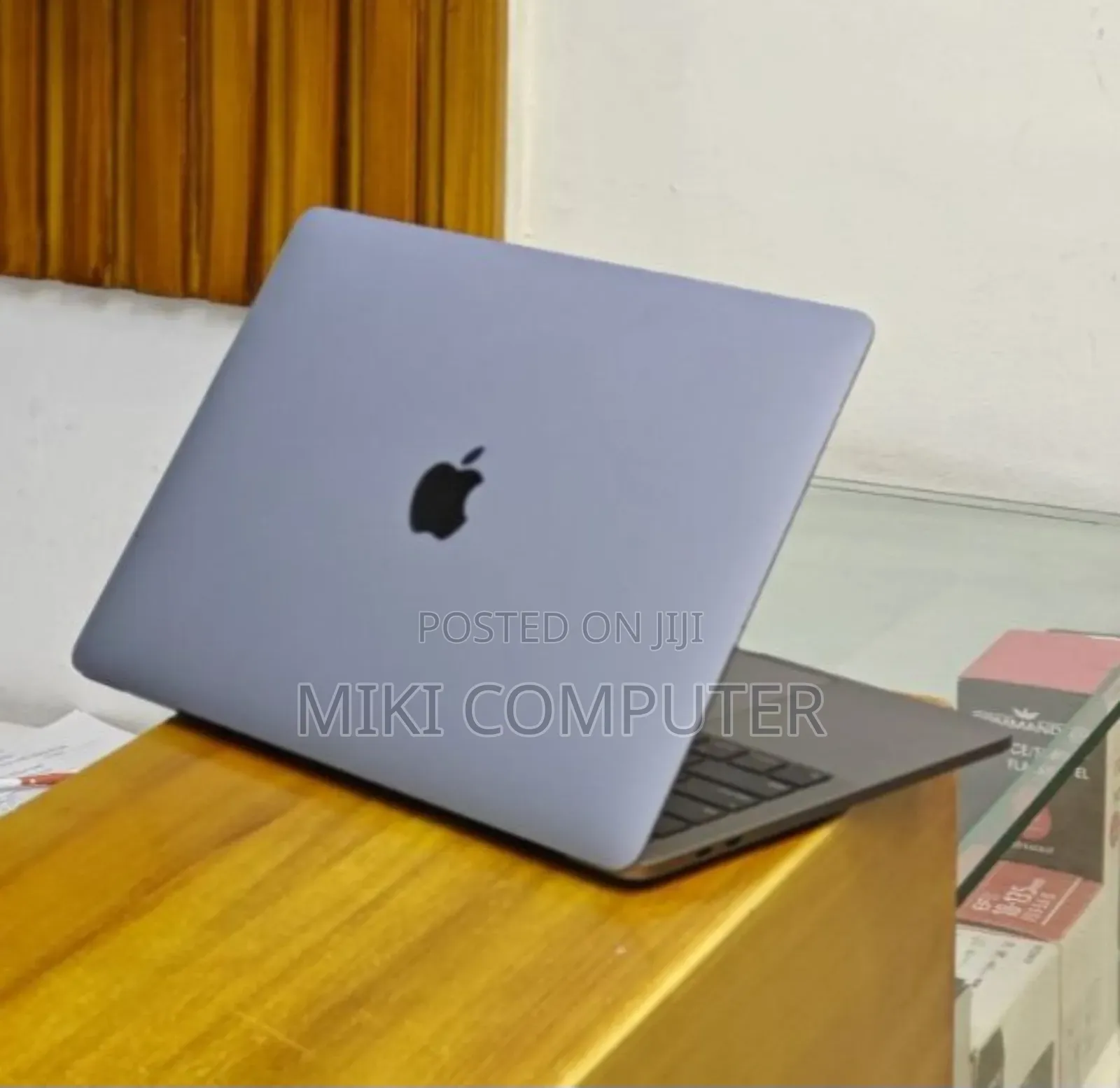 New Laptop Apple MacBook Pro 2019 16GB Intel Core I5 SSD 1T