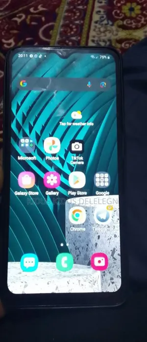 Photo - Samsung Galaxy A12 128 GB Black