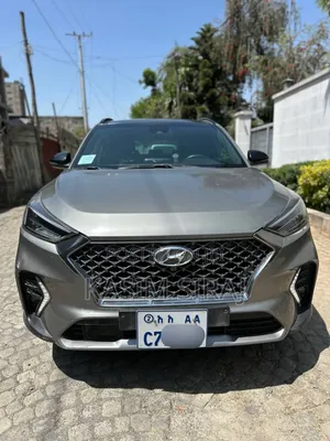 Photo - Hyundai Tucson Limited FWD 2020 Blue