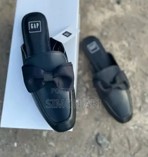 Photo - Gap Womens Shoes