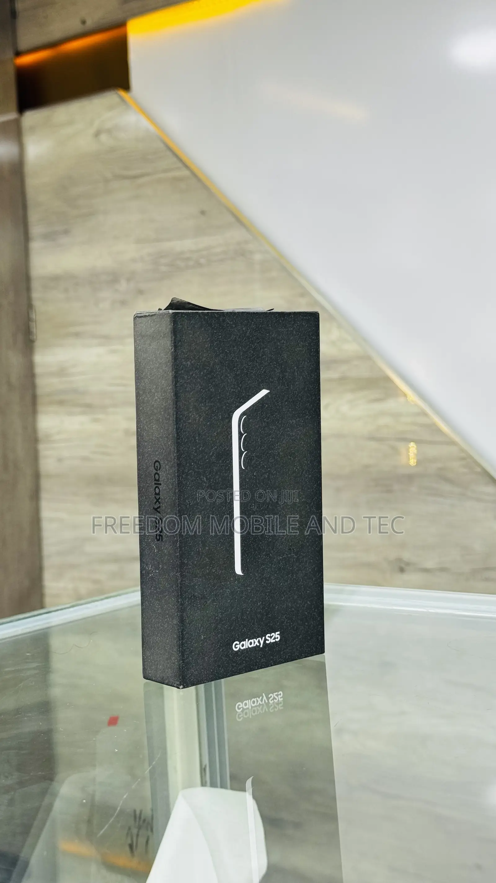 New Samsung Galaxy S25 256 GB Black