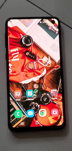 New Samsung Galaxy S10e 128 GB Blue