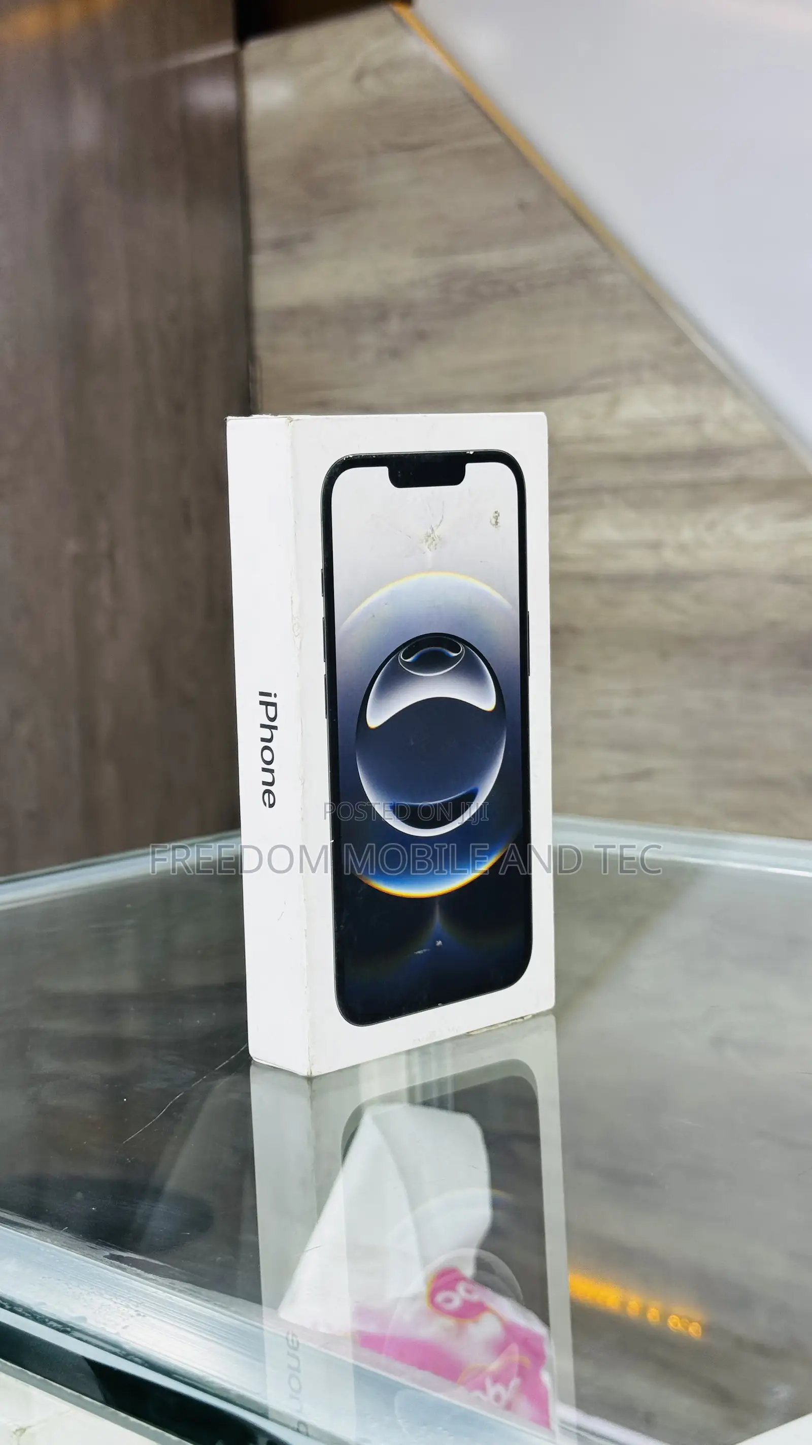 New Apple iPhone 16e 128 GB Black