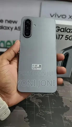 Photo - New Samsung Galaxy A17 5G 256 GB White