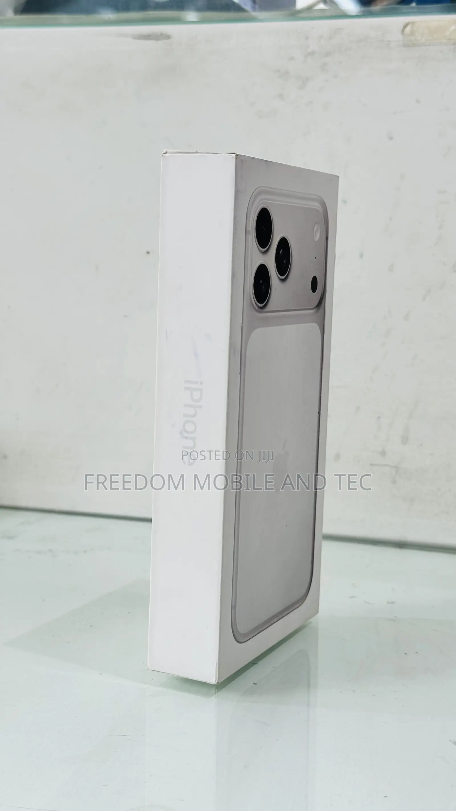 New Apple iPhone 17 Pro Max 256 GB Silver