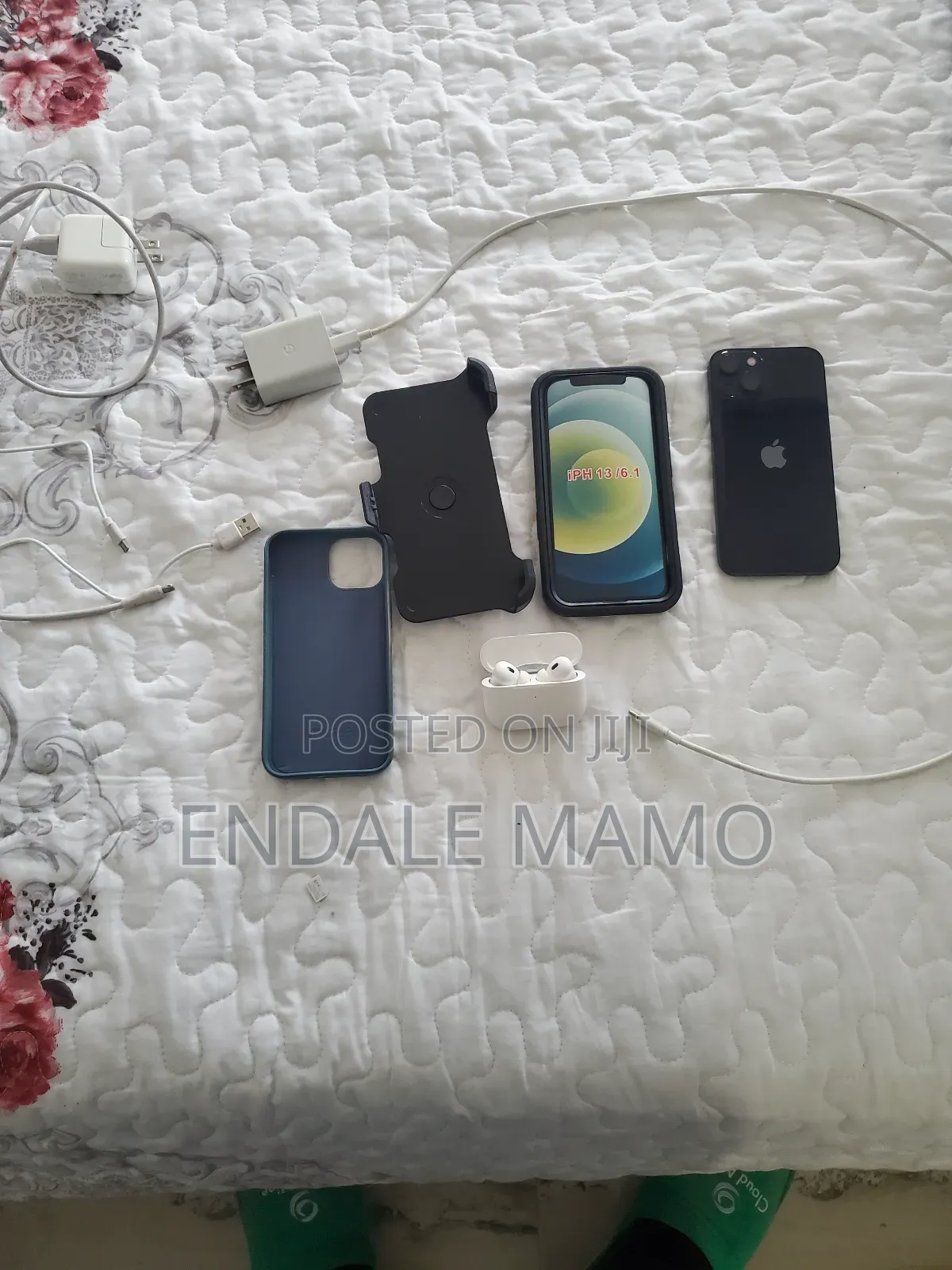 New Apple iPhone 13 256 GB Black