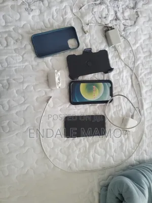 New Apple iPhone 13 256 GB Black