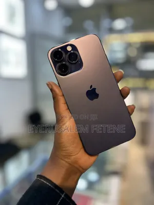 Photo - Apple iPhone 14 Pro Max 128 GB Purple