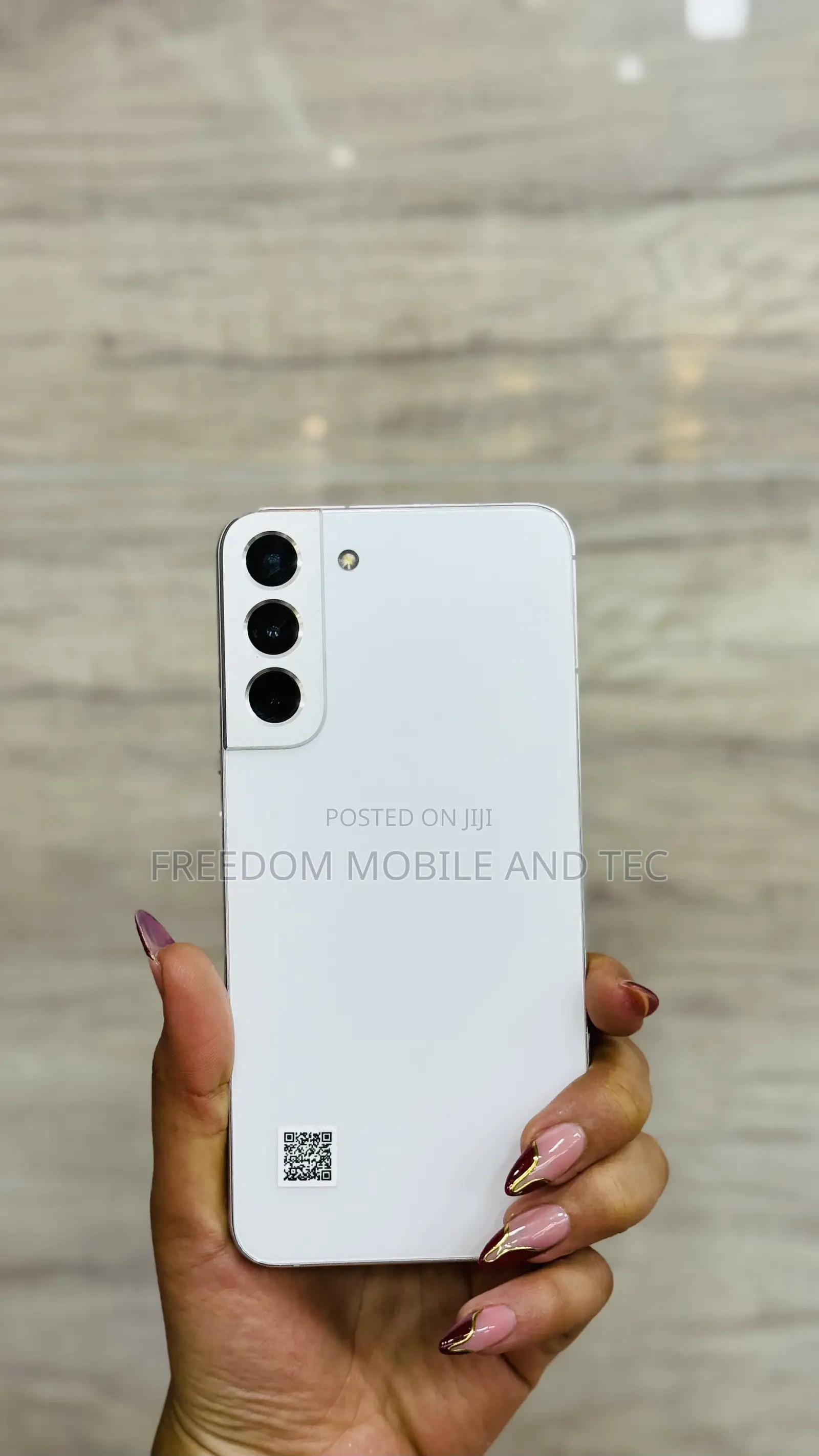 New Samsung Galaxy S22+ 5G 128 GB