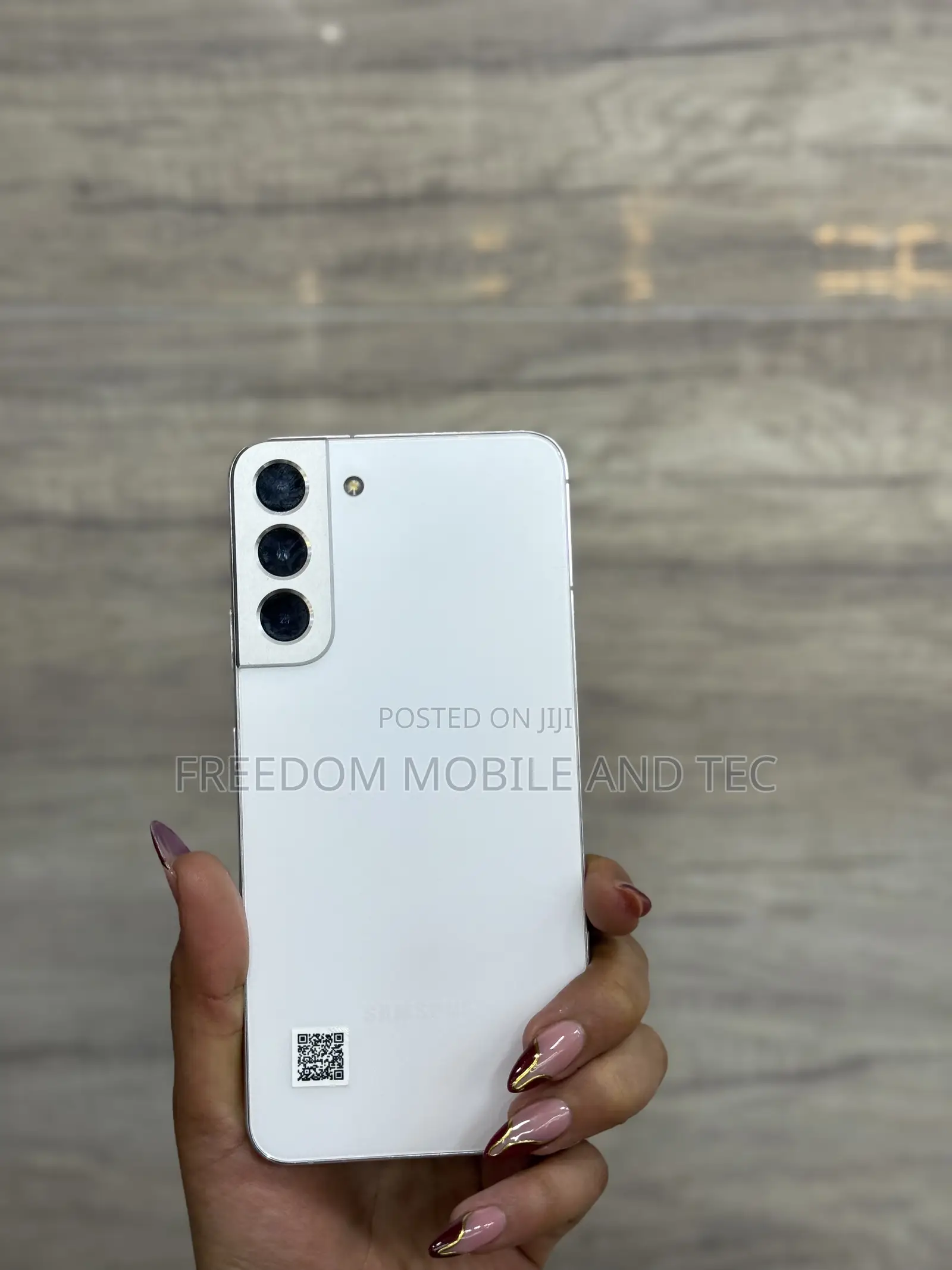 New Samsung Galaxy S22+ 5G 128 GB