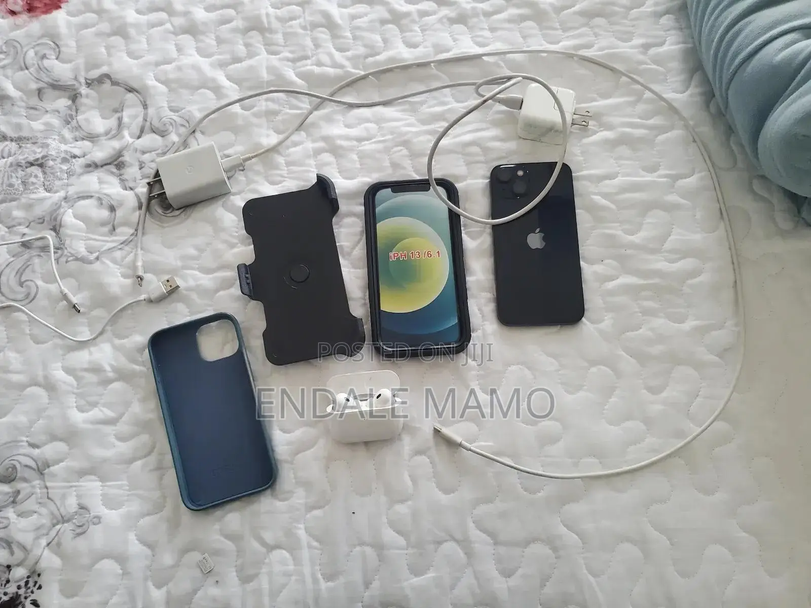 New Apple iPhone 13 256 GB Black