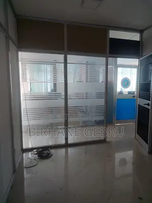 Shop Rent for Nail Art .Makeup Beauity Female Salon Office and Other