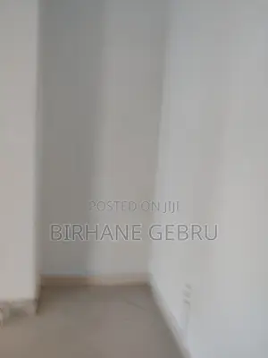 Shop Rent for Nail Art .Makeup Beauity Female Salon Office and Other