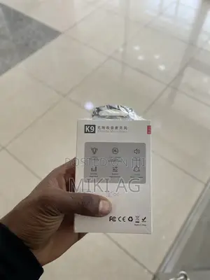  Wireless  Microphone