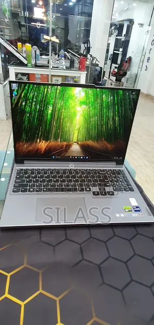 New Laptop Lenovo Legion 5 32GB Intel Core I9 SSD 1T