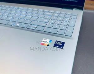 New Laptop Dell Inspiron 15 16GB Intel Core Ultra 7 SSD 1T