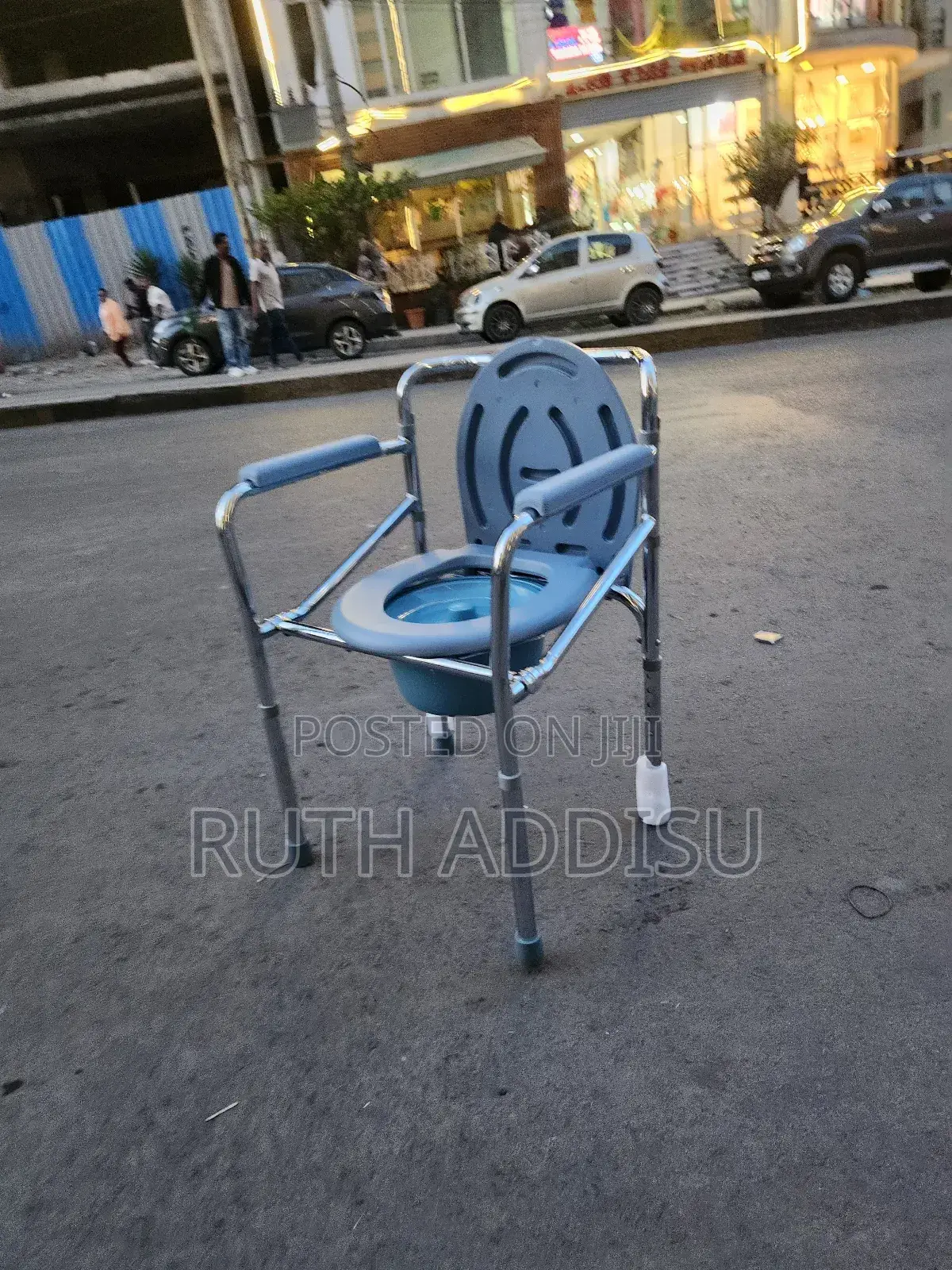 Toilet Chair腔裏commode Chair朱明medical Chair輕微commode Chair Foldable New