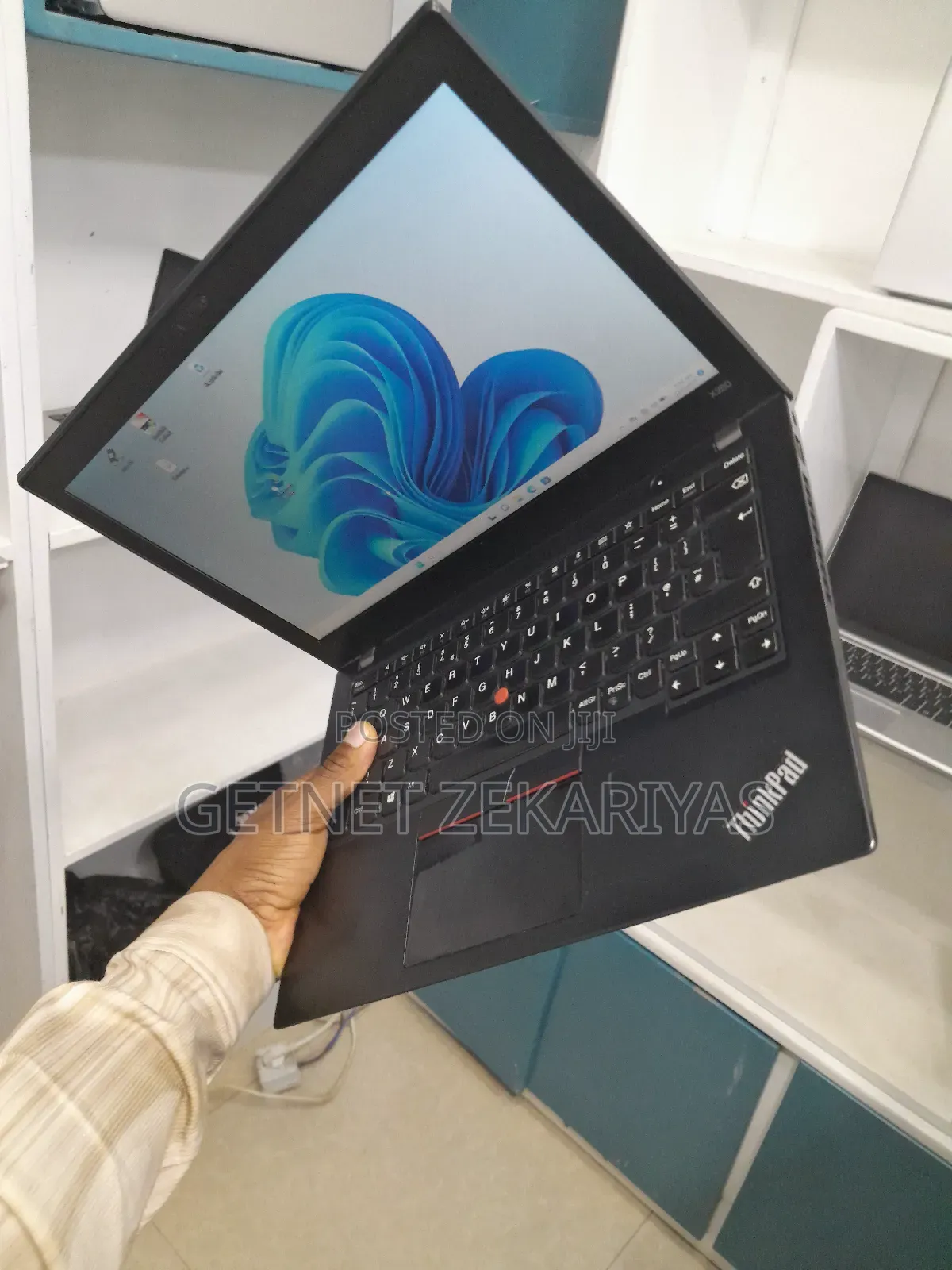 New Laptop Lenovo ThinkPad X380 Yoga 8GB Intel Core I7 SSD 256GB