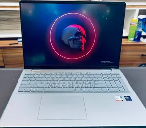 Photo - New Laptop Dell Inspiron 15 16GB Intel Core Ultra 7 SSD 1T