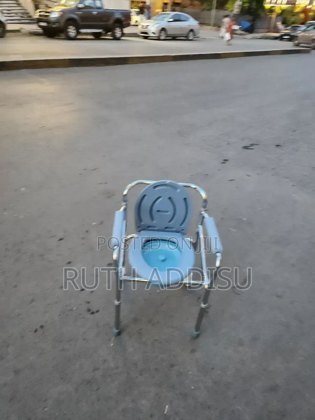 Toilet Chair痛哭commode Chair奢侈commode Chair癲馬commode Chair肢啊commode New