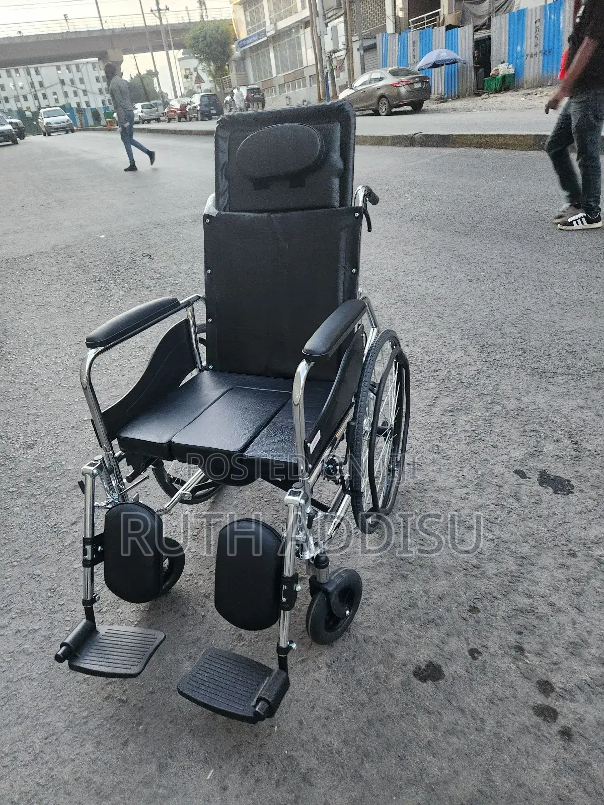 Commode Wheelchair Multifunctional and Popo Together Wheelchair New