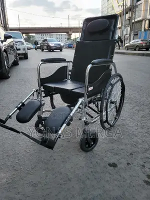 Toilet Wheelchair//Material:Durable Material Ensures Safe Reliable Use