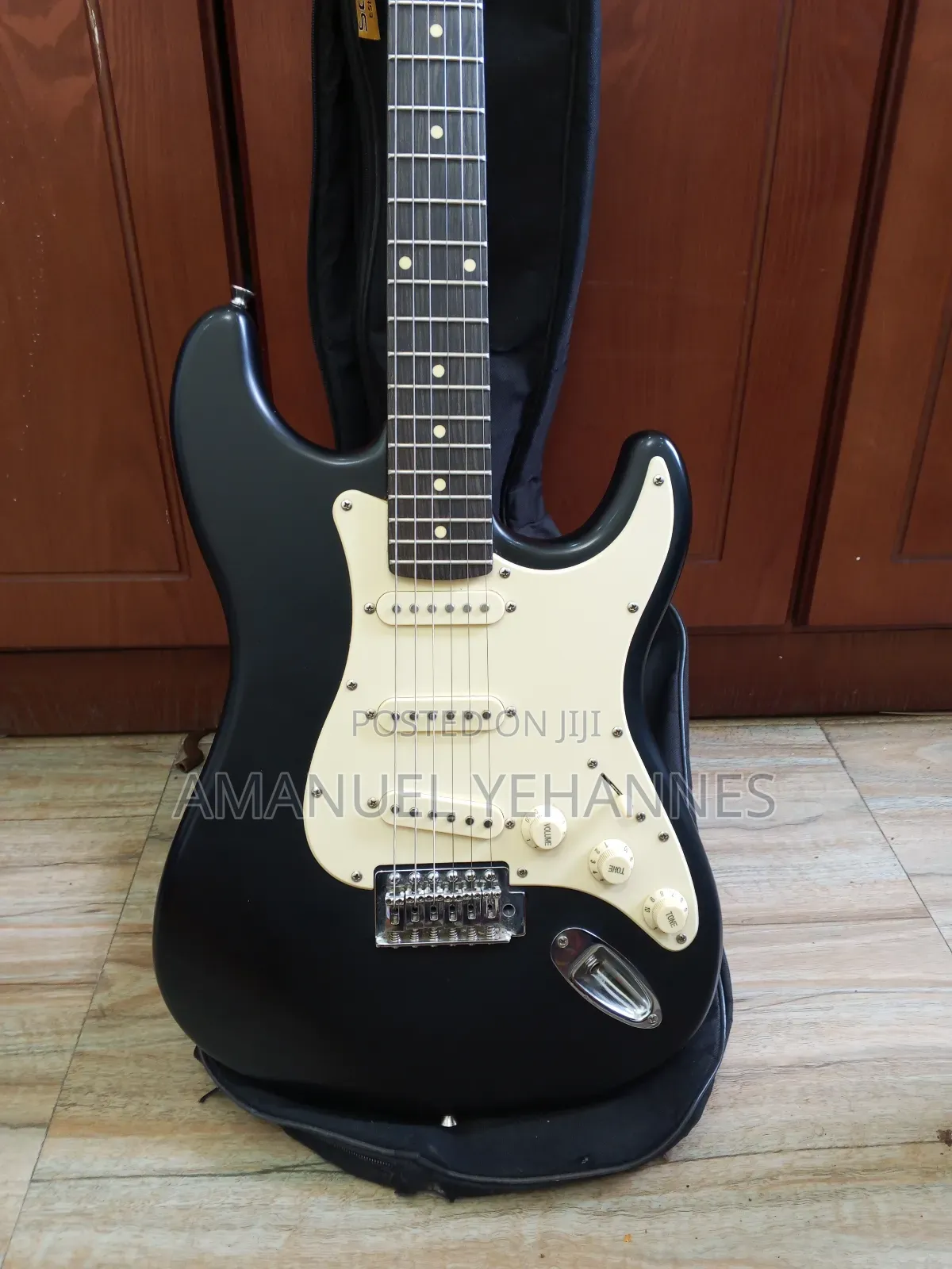 Sqoe Sest200 Electric Guitar