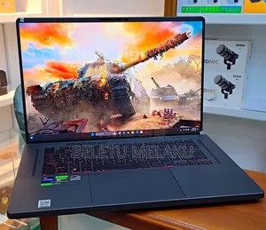 New Laptop Asus ROG Zephyrus G16 32GB Intel Core I9 SSD 1T