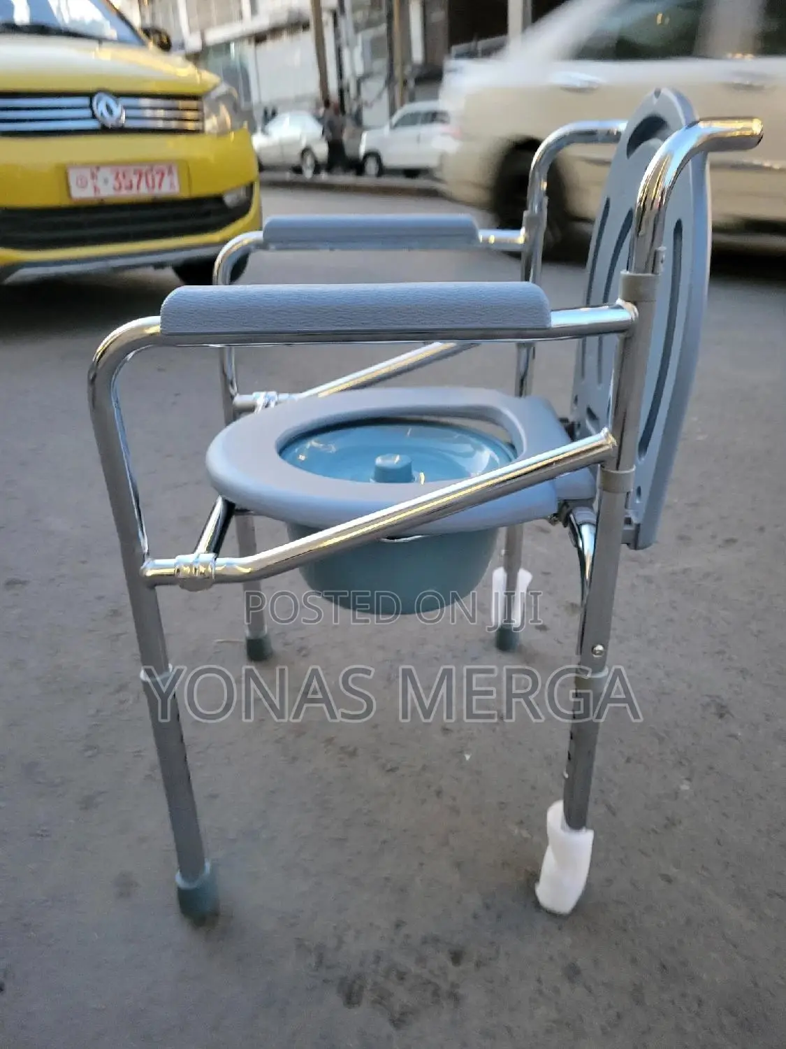 Lightweight喆风bedside Toilet Chair翰曱chair Functions as Bedside Commode