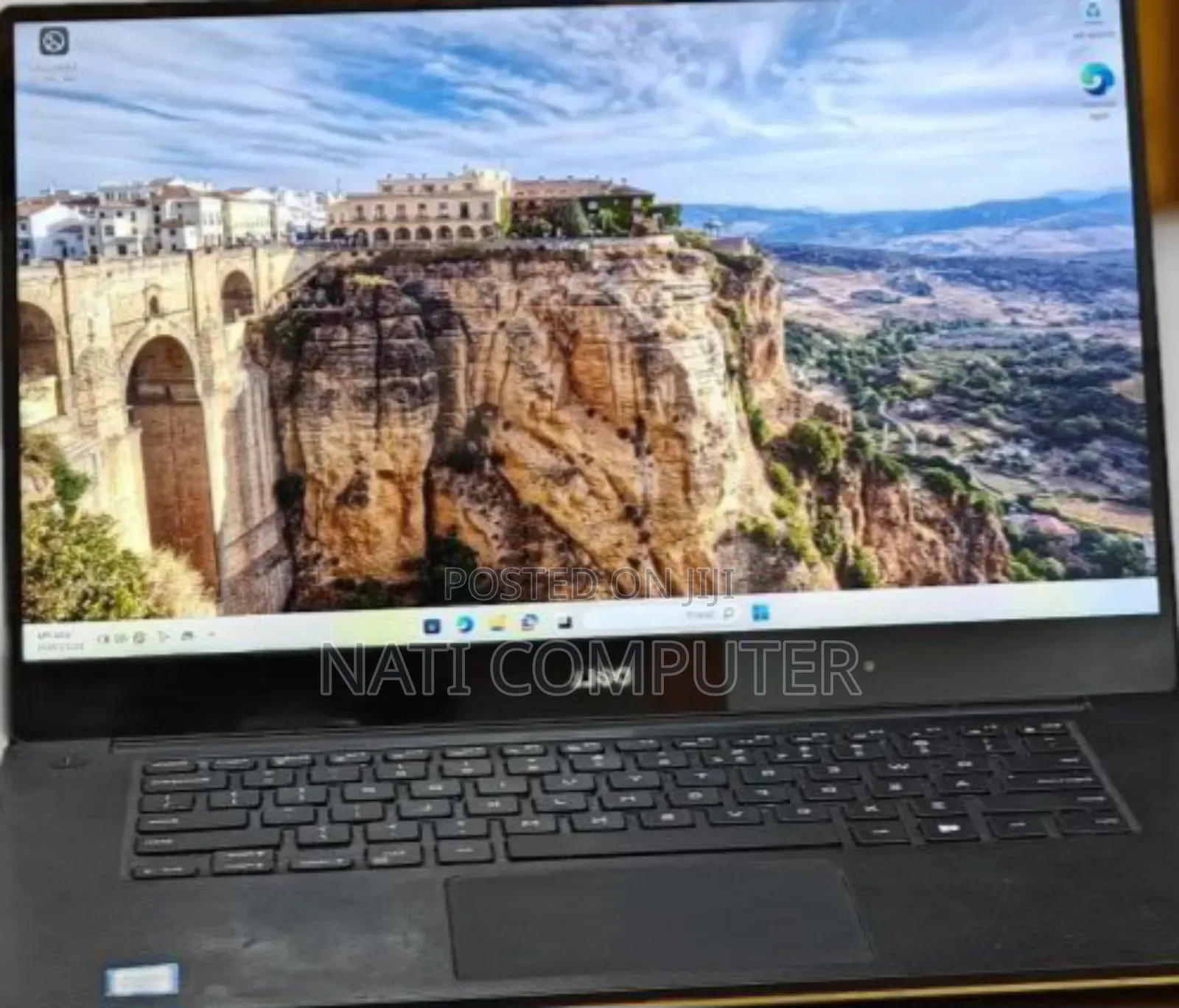 New Laptop Dell XPS 15 16GB Intel Core I7 SSD 256GB
