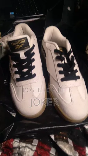 Photo - Reebok Club C 85 Vintage