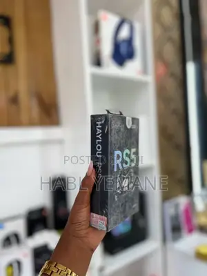 Photo - Haylou Rs5 — Smartwatch (Rs5) Boxed