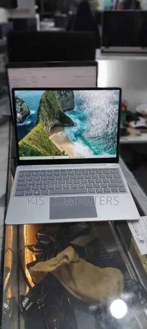 Photo - Laptop Microsoft Surface Go 8GB Intel Core I5 SSD 128GB