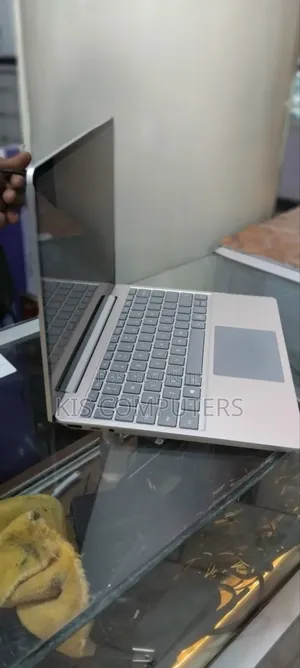 Laptop Microsoft Surface Go 8GB Intel Core I5 SSD 128GB