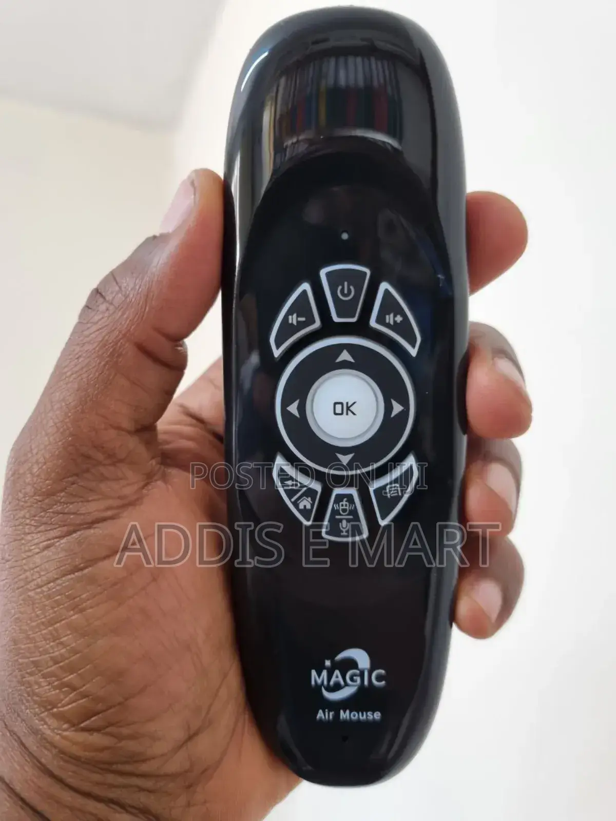 በcharge የሚሰራ Remote