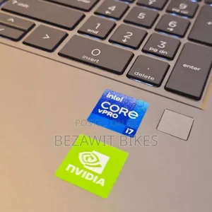 New Laptop HP ZBook Studio G8 16GB Intel Core I7 SSD 512GB