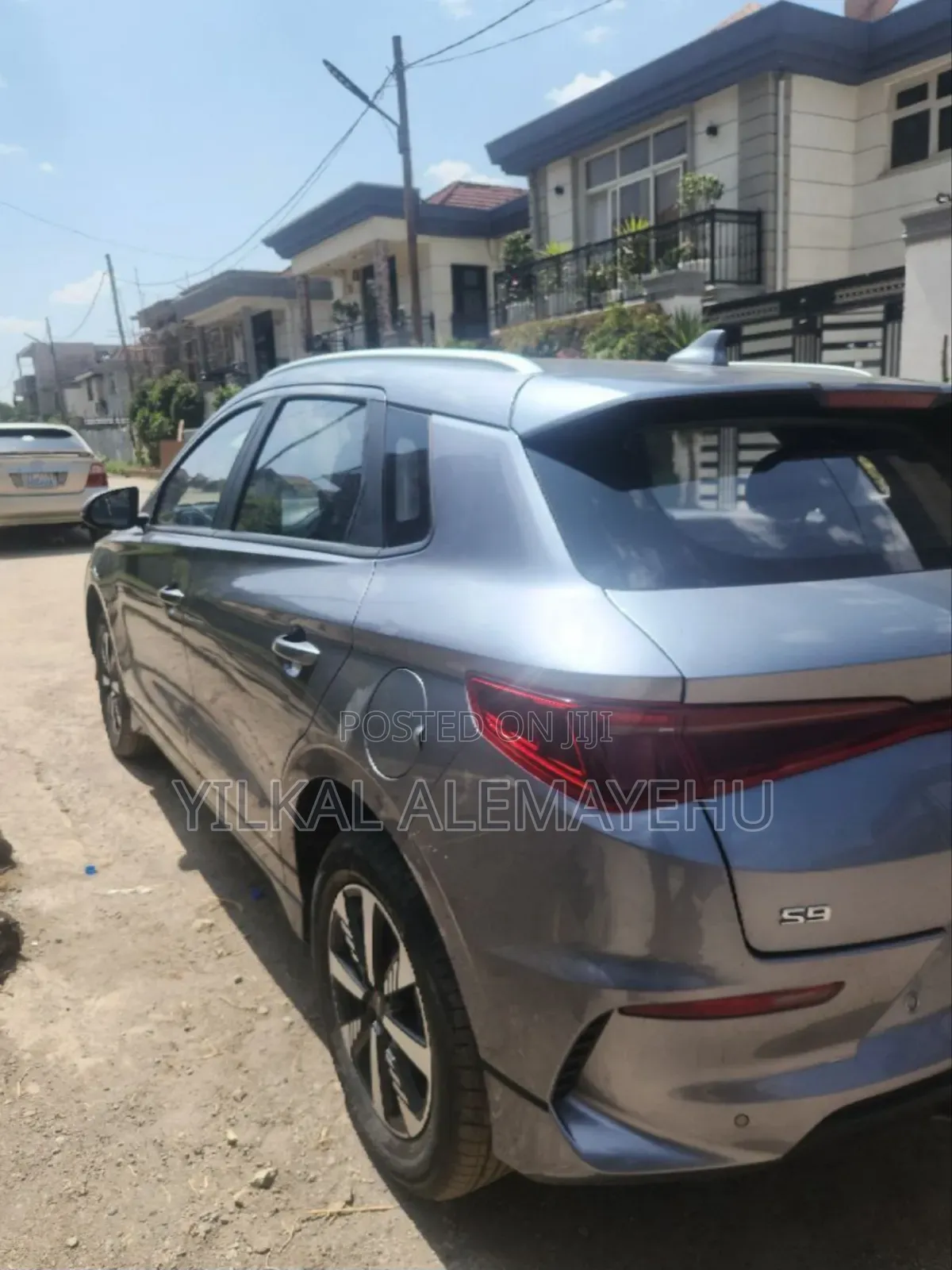 New BYD E2 43 kWh 94 hp FWD 2024 Black